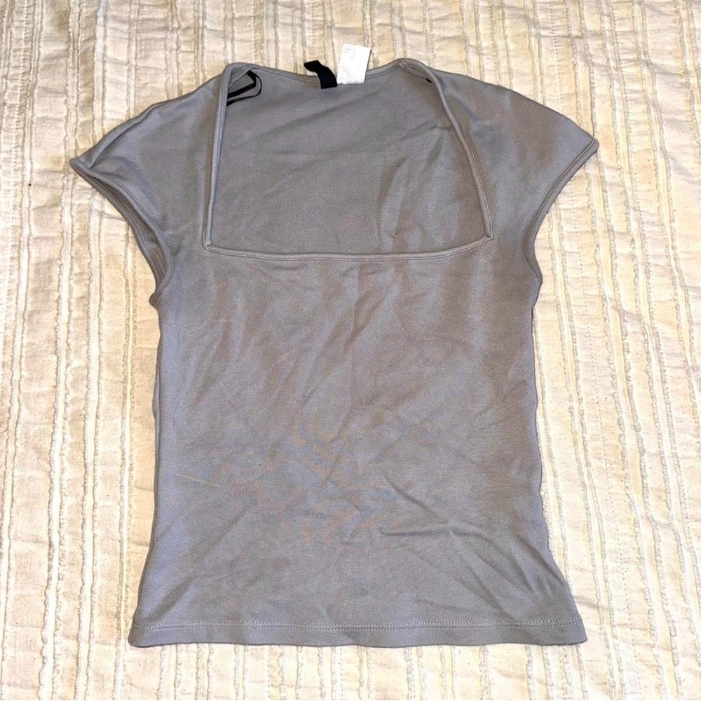 Divided Light Gray Short Sleeve Top